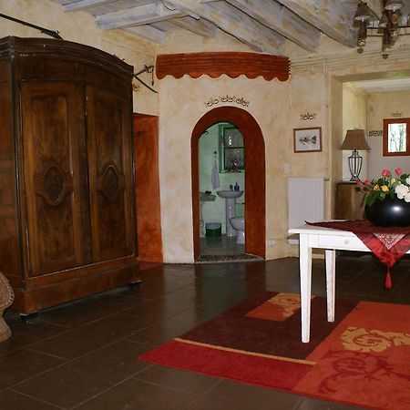 Chateau Barbe Bed & Breakfast Lannemezan Exterior photo