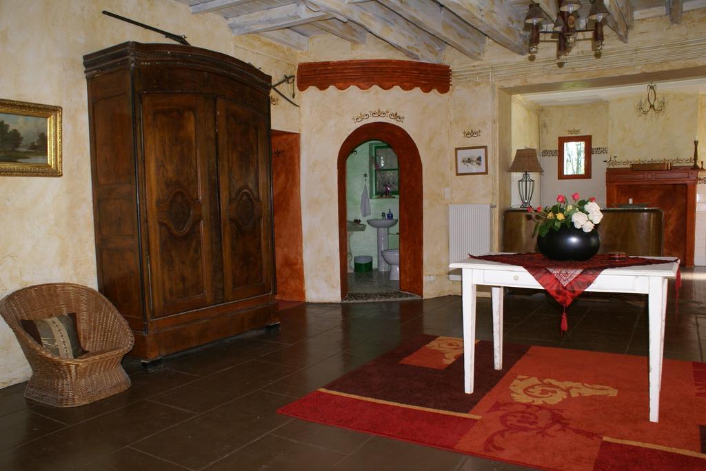 Chateau Barbe Bed & Breakfast Lannemezan Exterior photo